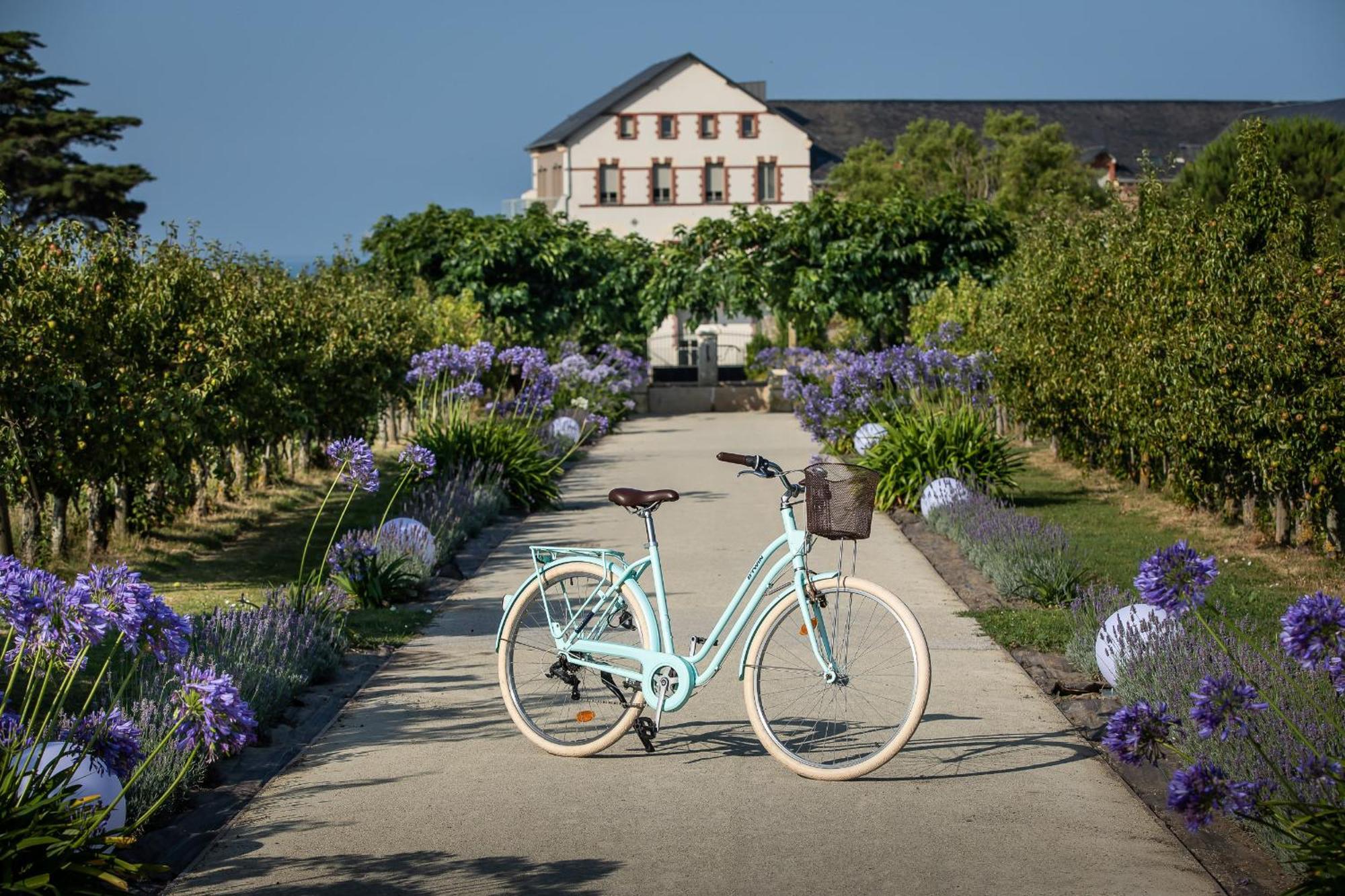Eco-Domaine La Fontaine - Hotel-Spa ポルニック エクステリア 写真
