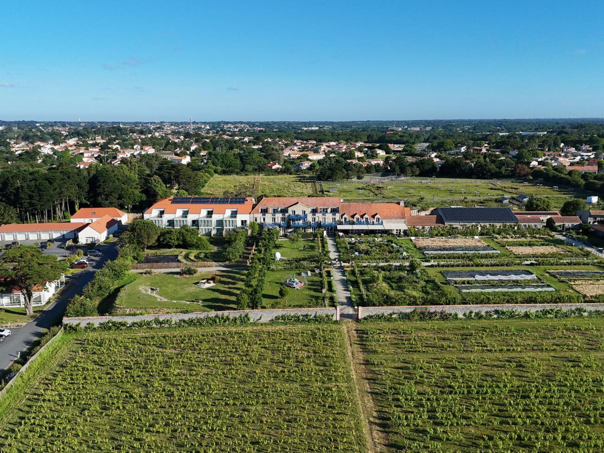 Eco-Domaine La Fontaine - Hotel-Spa ポルニック エクステリア 写真